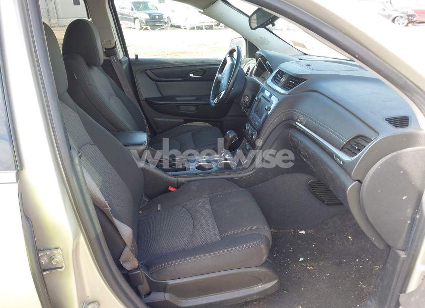 Photo 5 of 2015 Chevrolet Traverse 1LT (VIN 1GNKVGKD6FJ218604)