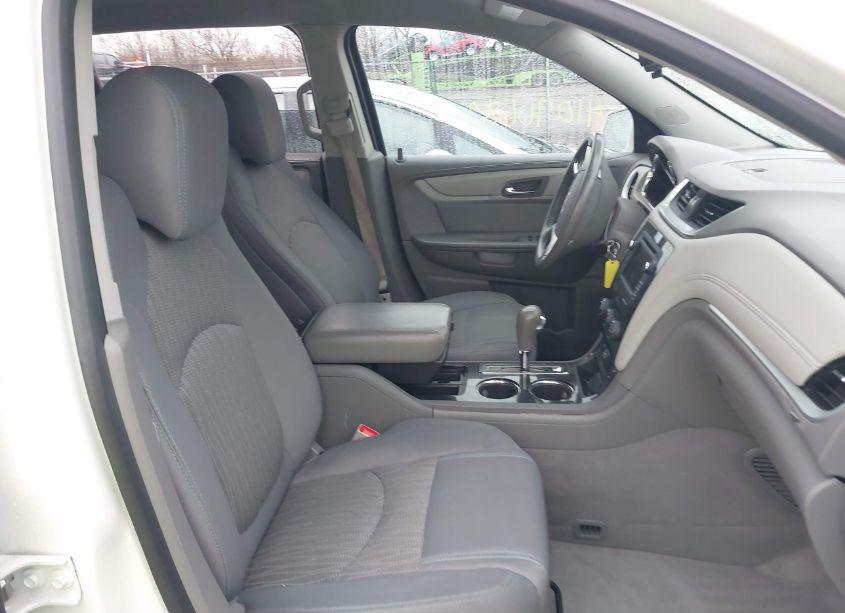 Photo 5 of 2015 Chevrolet Traverse 1LT (VIN 1GNKVGKD6FJ294811)