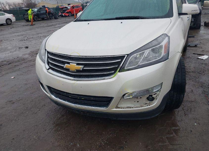 Photo 6 of 2015 Chevrolet Traverse 1LT (VIN 1GNKVGKD6FJ294811)