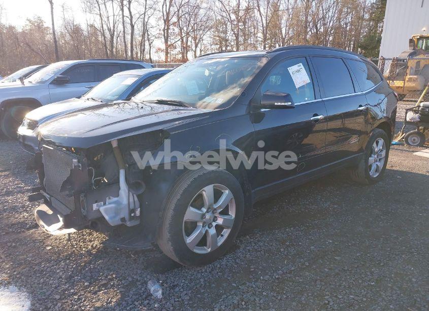 Photo 2 of 2016 Chevrolet Traverse 1LT (VIN 1GNKVGKD6GJ203005)