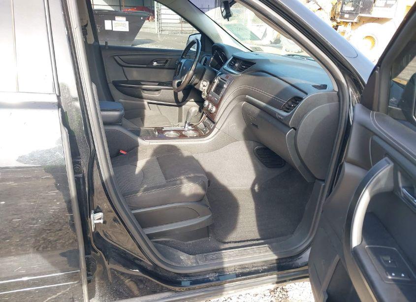 Photo 5 of 2017 Chevrolet Traverse 1LT (VIN 1GNKVGKD6HJ353844)