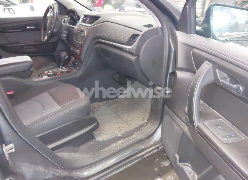 Photo 5 of 2014 Chevrolet Traverse 1LT (VIN 1GNKVGKD7EJ267437)