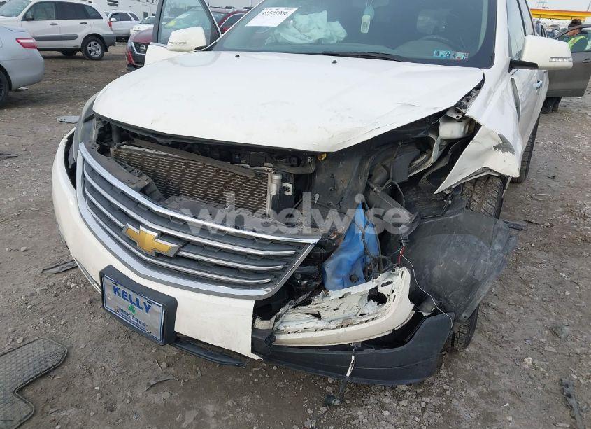 Photo 6 of 2015 Chevrolet Traverse 1LT (VIN 1GNKVGKD7FJ252986)