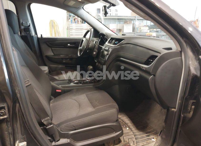 Photo 5 of 2016 Chevrolet Traverse 1LT (VIN 1GNKVGKD7GJ165347)