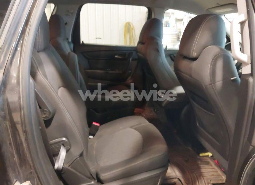 Photo 8 of 2016 Chevrolet Traverse 1LT (VIN 1GNKVGKD7GJ165347)