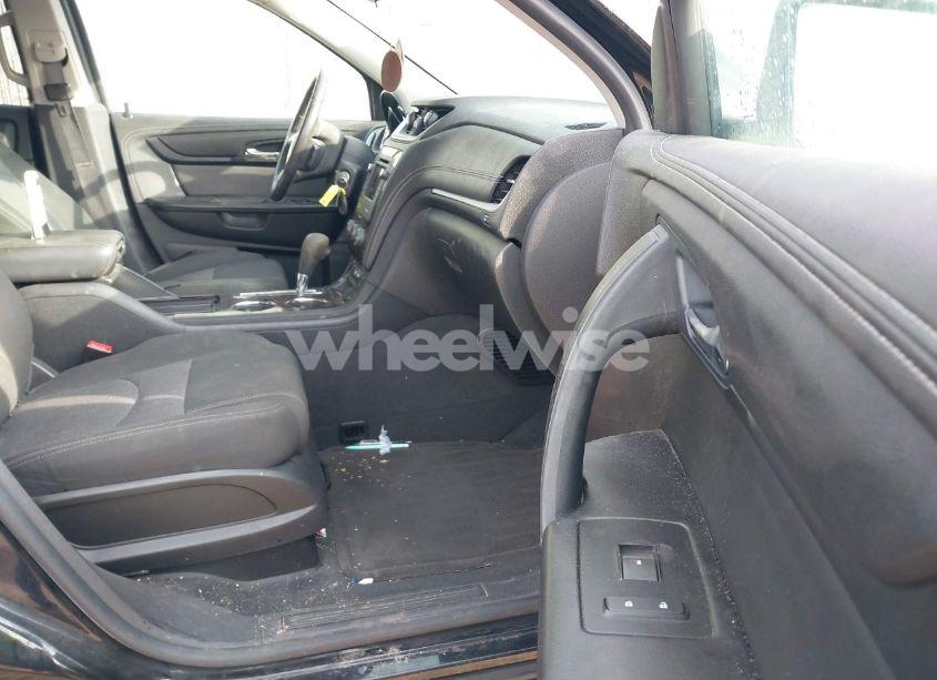 Photo 5 of 2016 Chevrolet Traverse 1LT (VIN 1GNKVGKD7GJ284161)