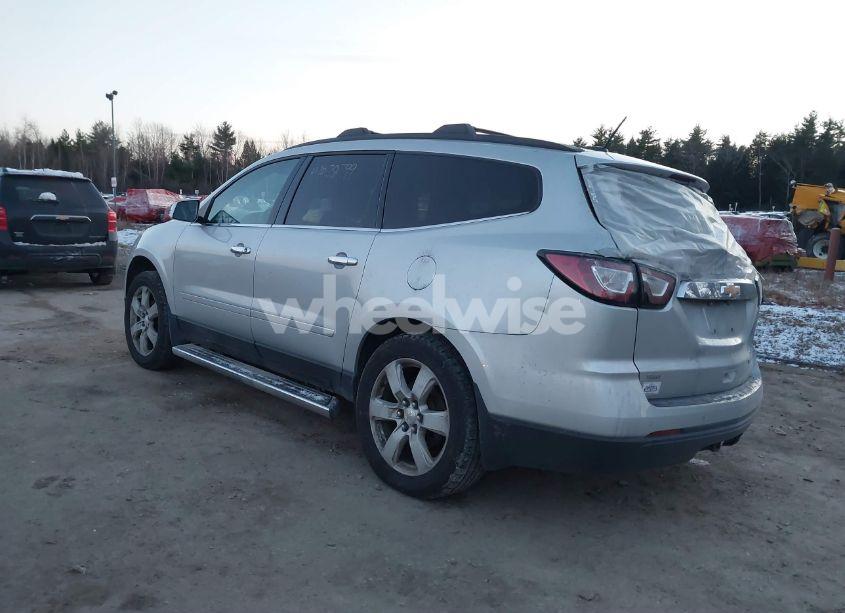 Photo 3 of 2016 Chevrolet Traverse 1LT (VIN 1GNKVGKD7GJ310337)