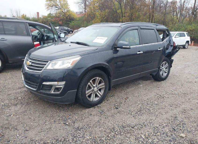 Photo 2 of 2017 Chevrolet Traverse 1LT (VIN 1GNKVGKD7HJ165995)