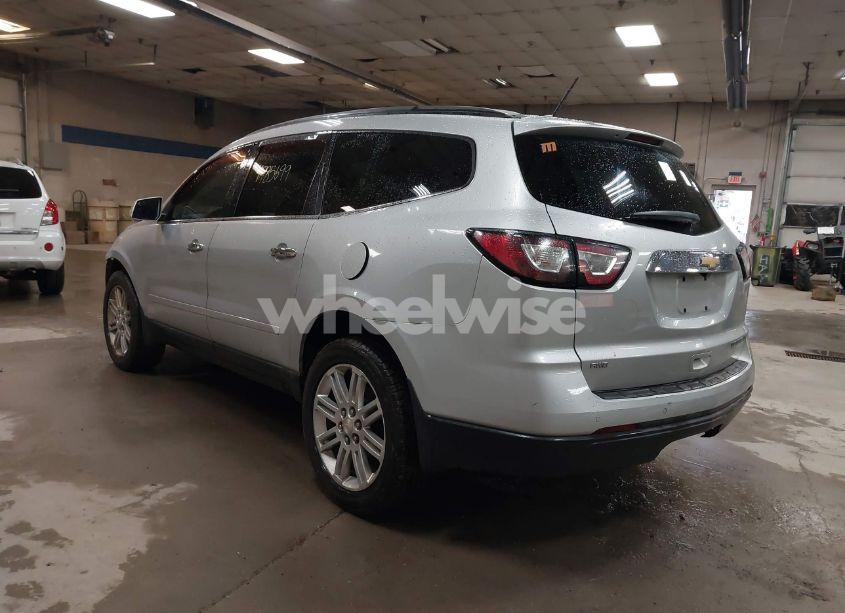 Photo 3 of 2013 Chevrolet Traverse 1LT (VIN 1GNKVGKD8DJ107615)