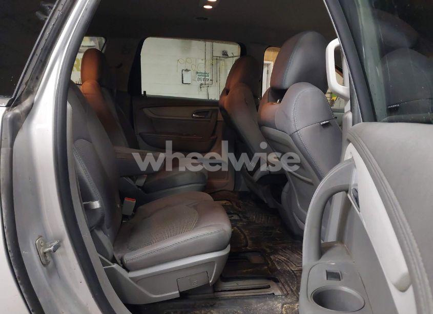 Photo 8 of 2013 Chevrolet Traverse 1LT (VIN 1GNKVGKD8DJ107615)