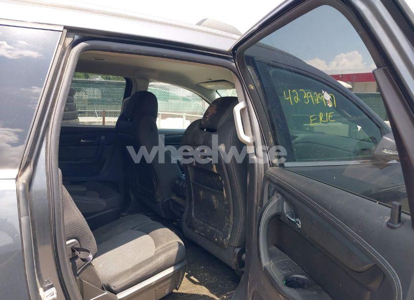 Photo 8 of 2014 Chevrolet Traverse 1LT (VIN 1GNKVGKD8EJ184762)