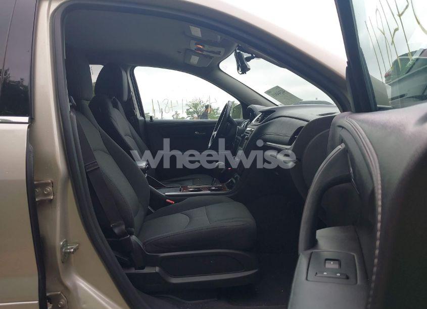 Photo 5 of 2014 Chevrolet Traverse 1LT (VIN 1GNKVGKD8EJ334806)