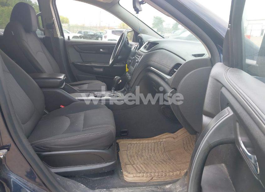 Photo 5 of 2015 Chevrolet Traverse 1LT (VIN 1GNKVGKD8FJ207023)