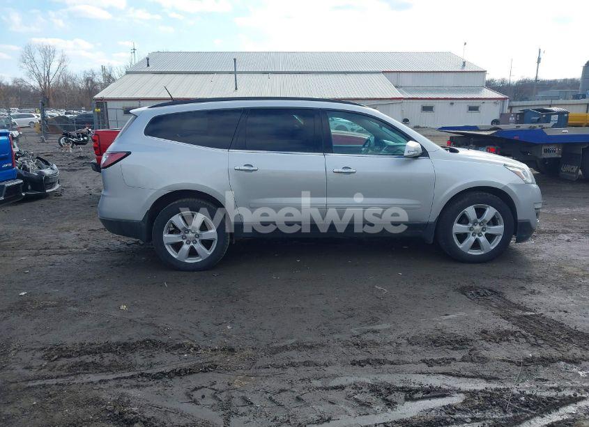 Photo 13 of 2016 Chevrolet Traverse 1LT (VIN 1GNKVGKD8GJ206956)