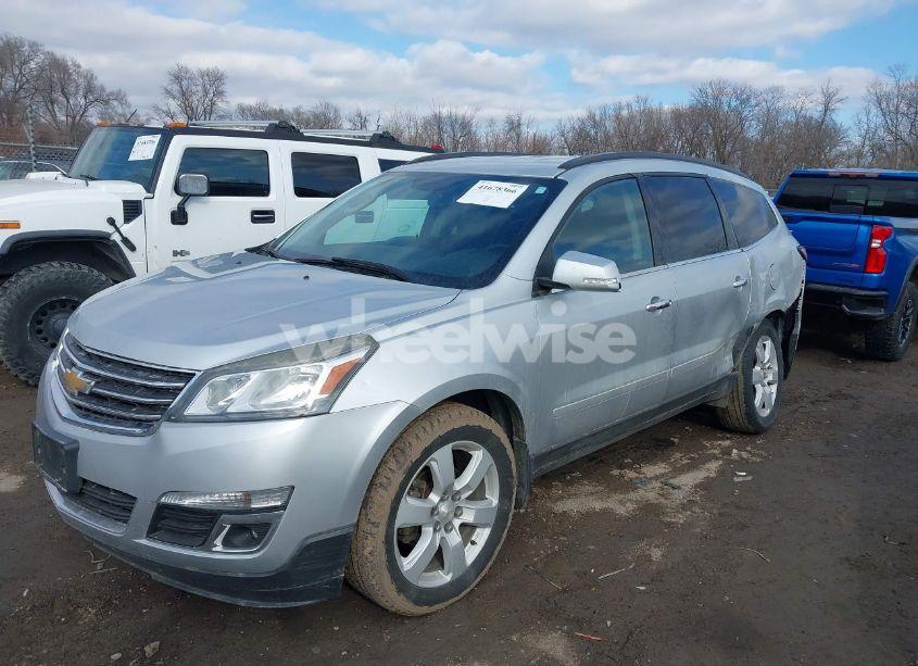 Photo 2 of 2016 Chevrolet Traverse 1LT (VIN 1GNKVGKD8GJ206956)