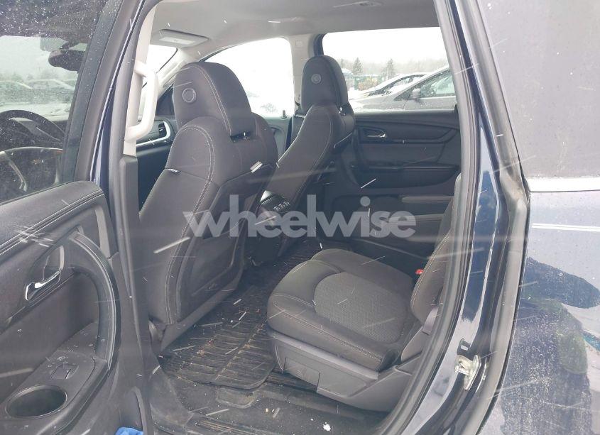 Photo 8 of 2016 Chevrolet Traverse 1LT (VIN 1GNKVGKD8GJ237768)