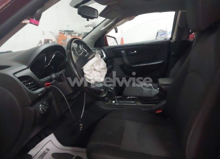 Photo 5 of 2016 Chevrolet Traverse 1LT (VIN 1GNKVGKD8GJ267319)