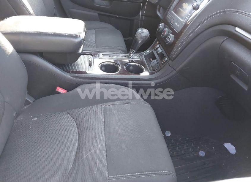 Photo 5 of 2017 Chevrolet Traverse 1LT (VIN 1GNKVGKD8HJ209213)