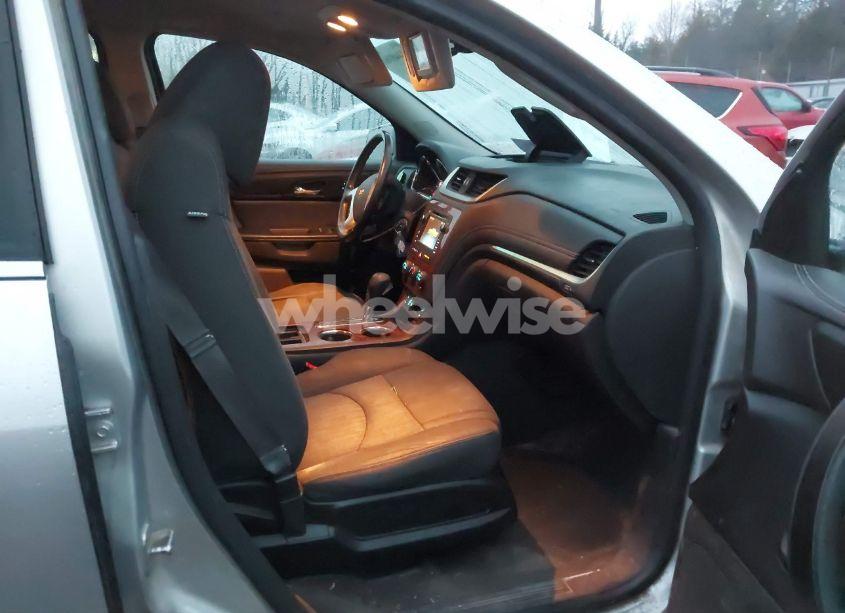 Photo 5 of 2013 Chevrolet Traverse 1LT (VIN 1GNKVGKD9DJ265459)