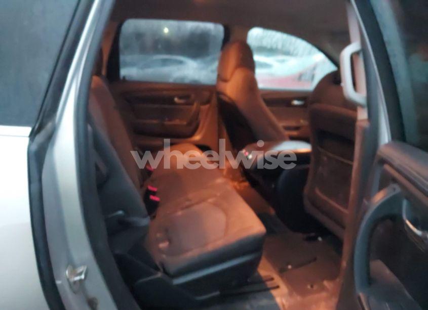 Photo 8 of 2013 Chevrolet Traverse 1LT (VIN 1GNKVGKD9DJ265459)