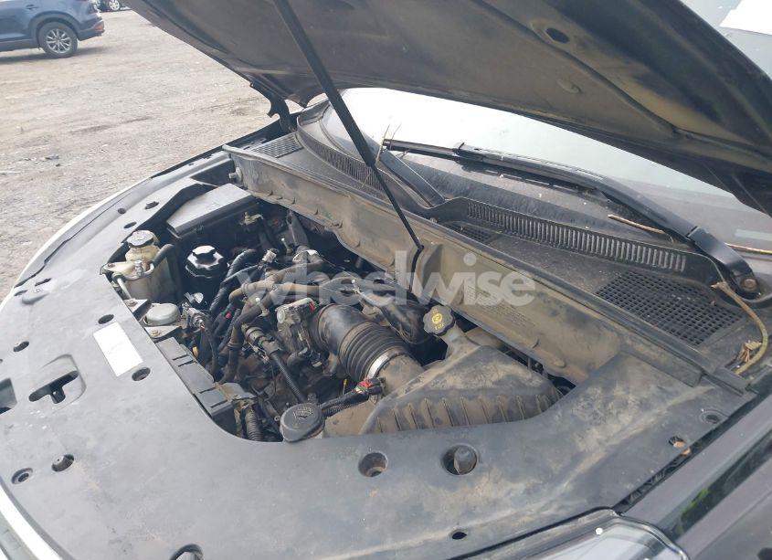 Photo 10 of 2016 Chevrolet Traverse 1LT (VIN 1GNKVGKD9GJ108681)