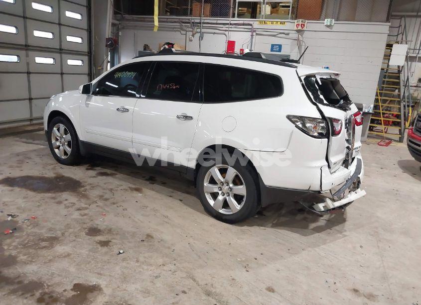 Photo 3 of 2016 Chevrolet Traverse 1LT (VIN 1GNKVGKD9GJ281455)