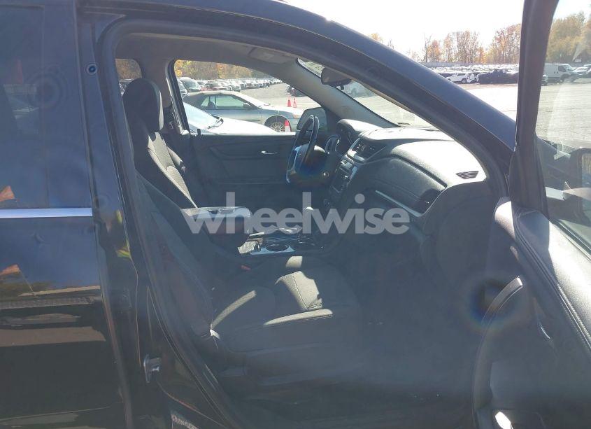 Photo 5 of 2017 Chevrolet Traverse 1LT (VIN 1GNKVGKD9HJ134649)