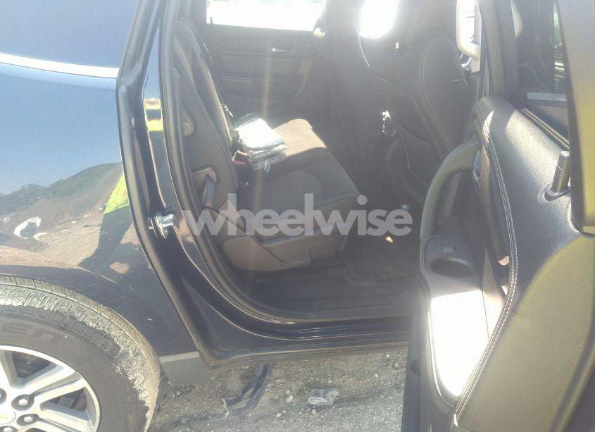 Photo 8 of 2017 Chevrolet Traverse 1LT (VIN 1GNKVGKD9HJ143061)