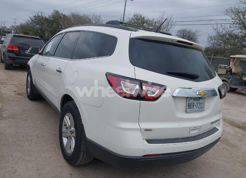 Photo 3 of 2013 Chevrolet Traverse 1LT (VIN 1GNKVGKDXDJ214679)