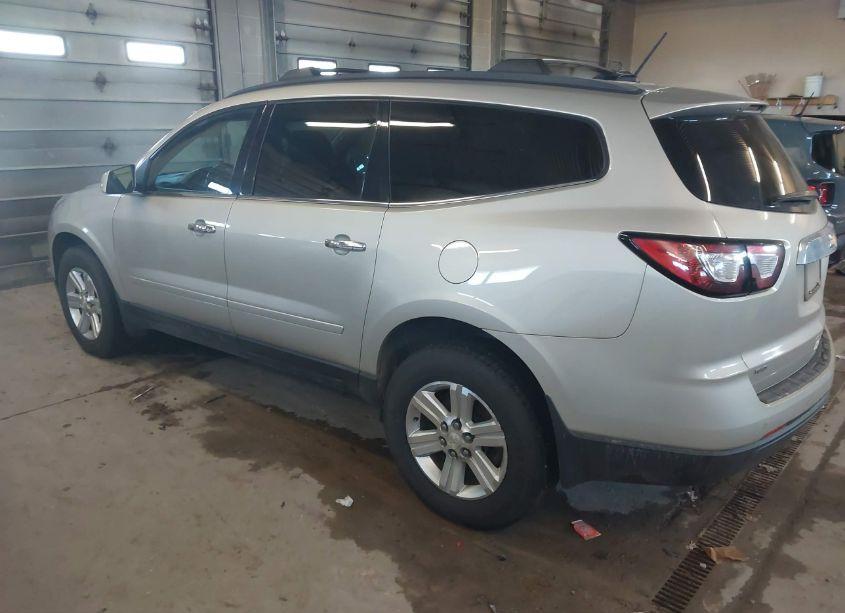 Photo 3 of 2013 Chevrolet Traverse 1LT (VIN 1GNKVGKDXDJ236410)