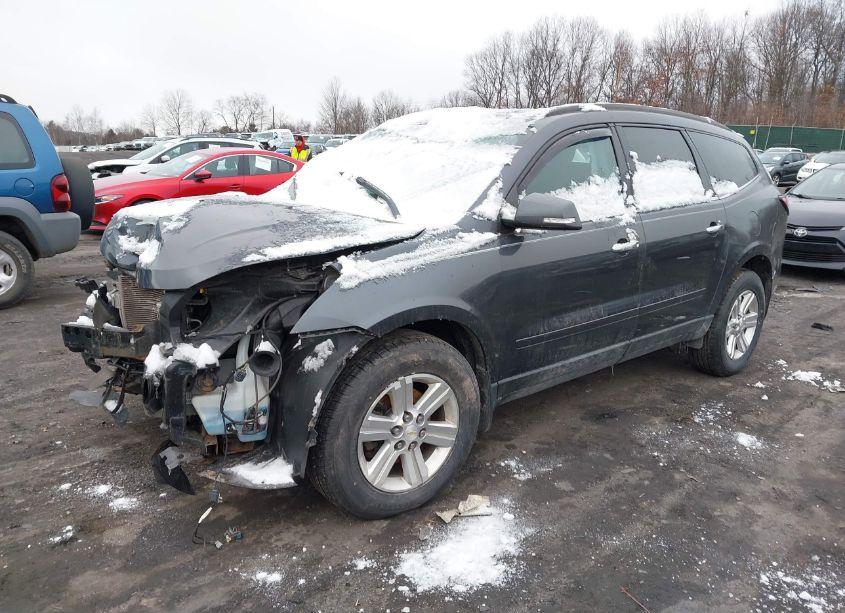 Photo 2 of 2013 Chevrolet Traverse 1LT (VIN 1GNKVGKDXDJ245527)