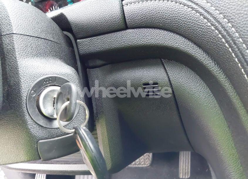 Photo 11 of 2015 Chevrolet Traverse 1LT (VIN 1GNKVGKDXFJ198809)