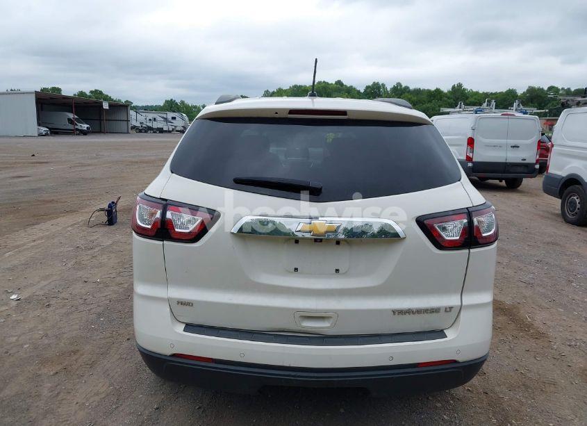 Photo 16 of 2015 Chevrolet Traverse 1LT (VIN 1GNKVGKDXFJ198809)