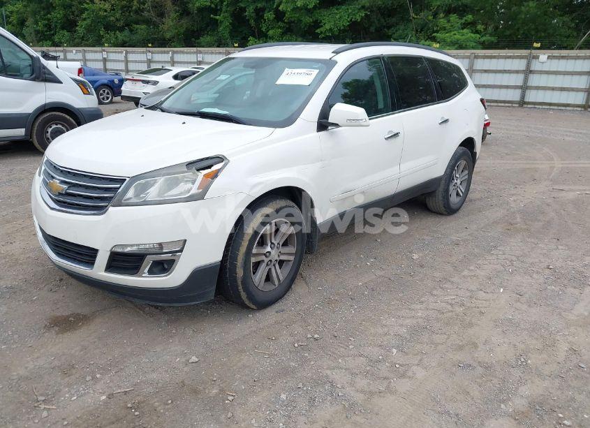 Photo 2 of 2015 Chevrolet Traverse 1LT (VIN 1GNKVGKDXFJ198809)
