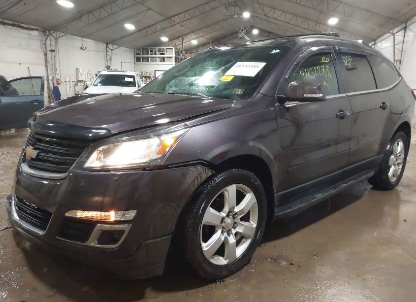 Photo 2 of 2016 Chevrolet Traverse 1LT (VIN 1GNKVGKDXGJ205405)