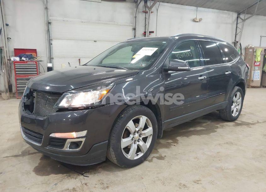 Photo 2 of 2016 Chevrolet Traverse 1LT (VIN 1GNKVGKDXGJ207316)