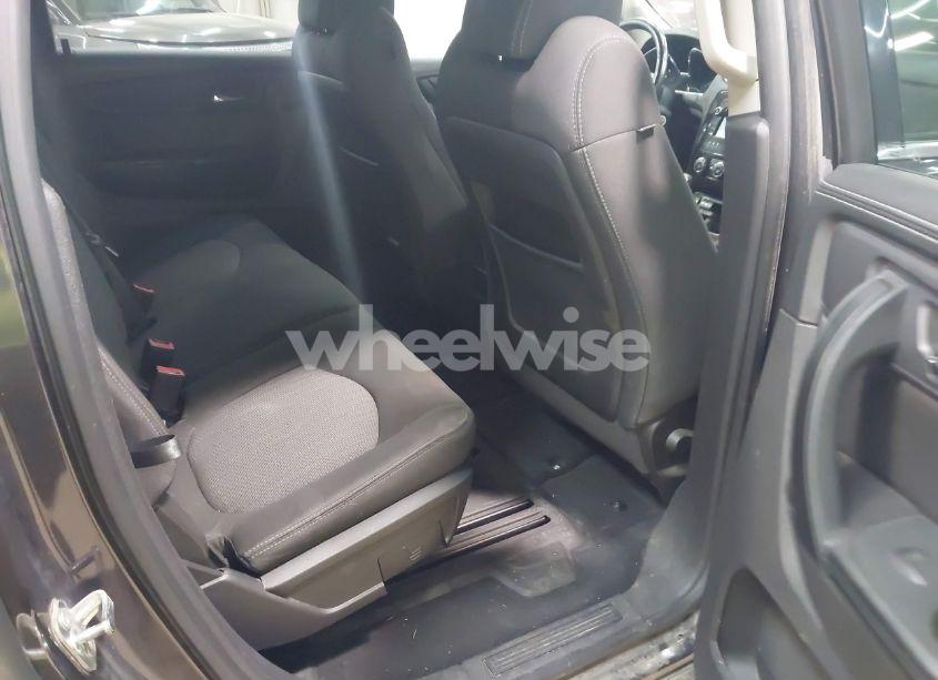 Photo 8 of 2016 Chevrolet Traverse 1LT (VIN 1GNKVGKDXGJ207316)