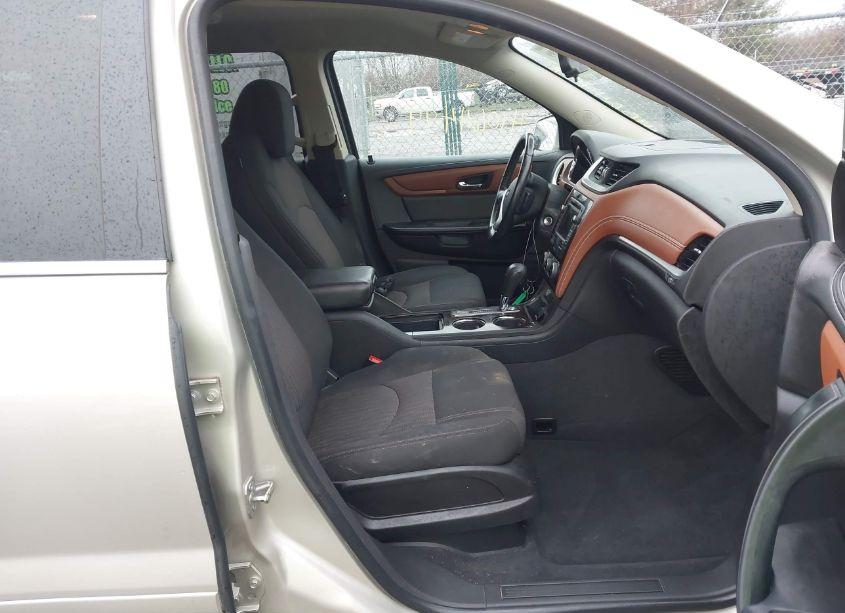 Photo 5 of 2016 Chevrolet Traverse 1LT (VIN 1GNKVGKDXGJ271887)