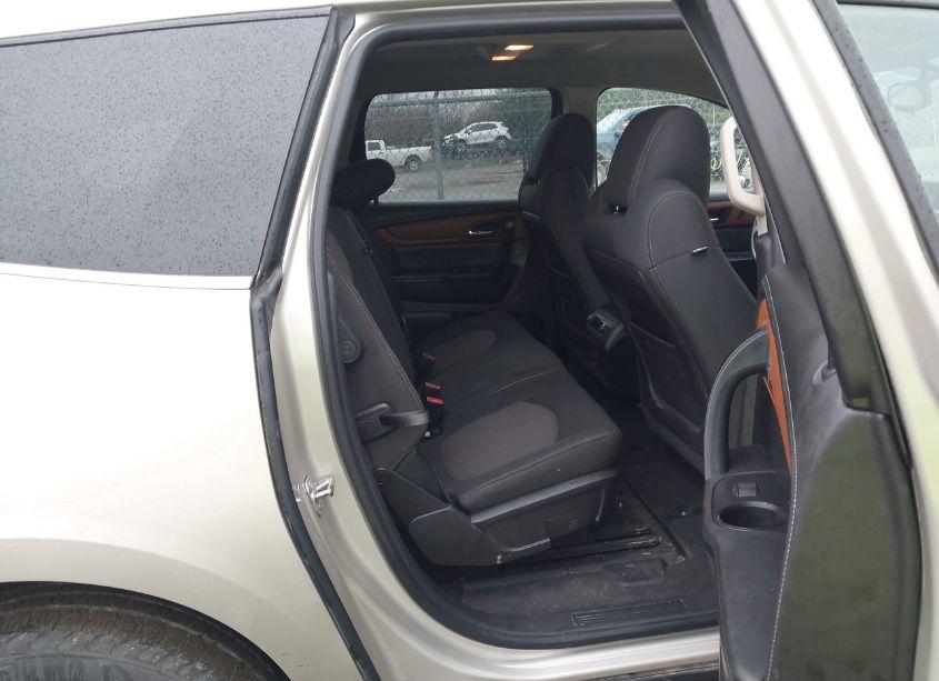 Photo 8 of 2016 Chevrolet Traverse 1LT (VIN 1GNKVGKDXGJ271887)