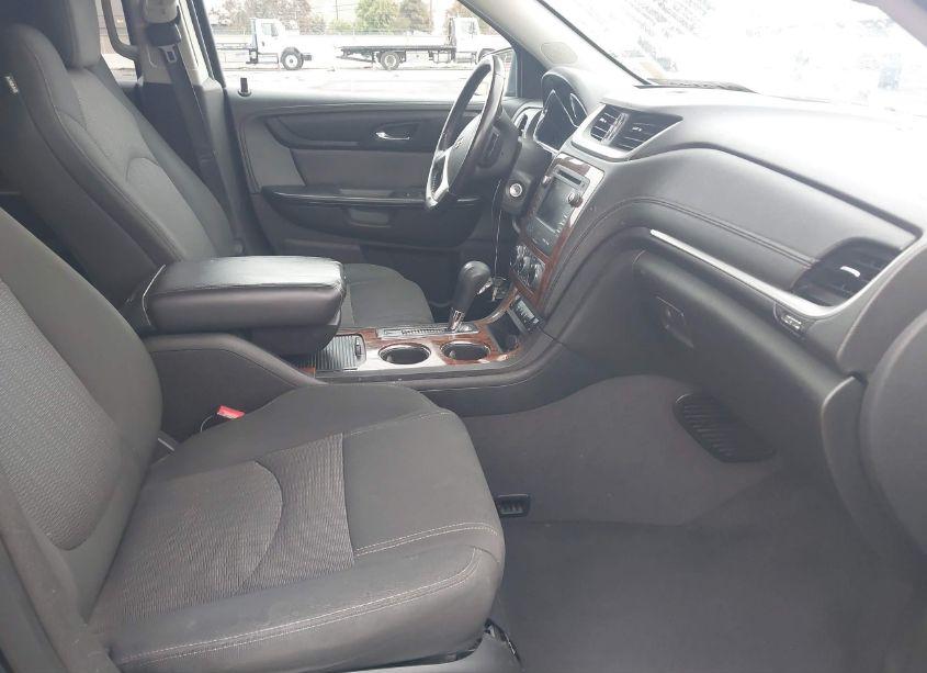 Photo 5 of 2014 Chevrolet Traverse 2LT (VIN 1GNKVHKD0EJ120835)