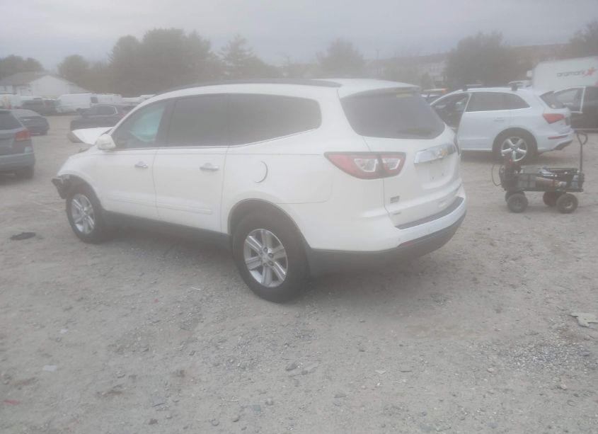 Photo 3 of 2014 Chevrolet Traverse 2LT (VIN 1GNKVHKD0EJ331775)