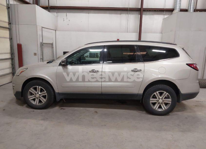 Photo 14 of 2015 Chevrolet Traverse 2LT (VIN 1GNKVHKD0FJ208544)