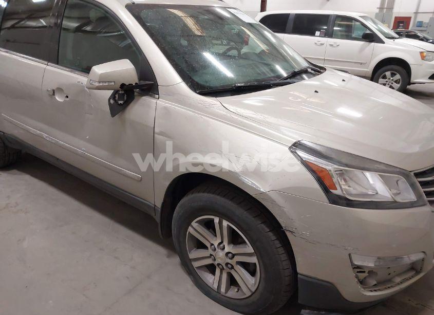 Photo 6 of 2015 Chevrolet Traverse 2LT (VIN 1GNKVHKD0FJ208544)