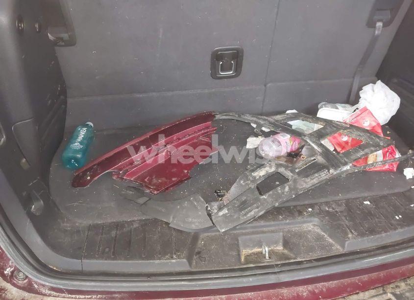 Photo 12 of 2015 Chevrolet Traverse 2LT (VIN 1GNKVHKD0FJ340901)