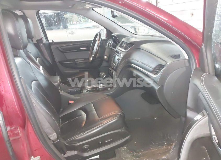 Photo 5 of 2015 Chevrolet Traverse 2LT (VIN 1GNKVHKD0FJ340901)