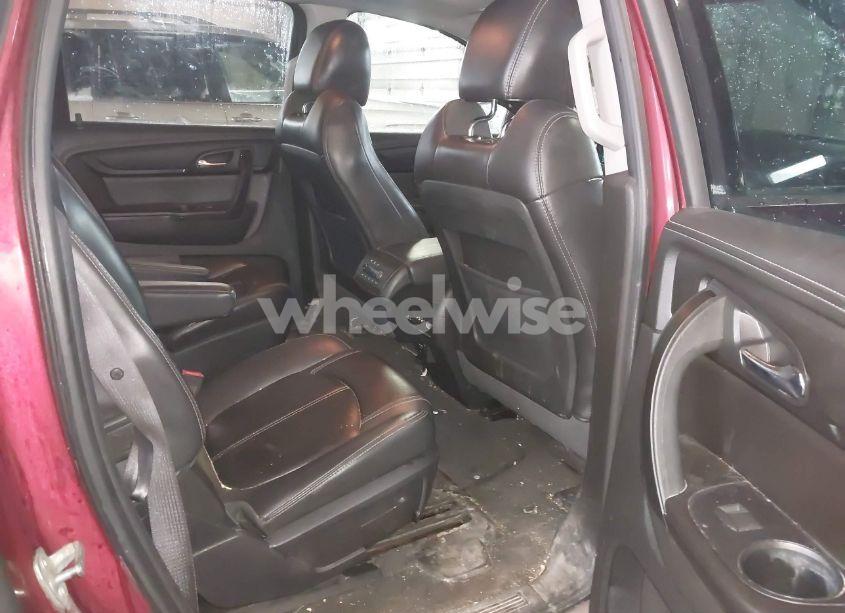 Photo 8 of 2015 Chevrolet Traverse 2LT (VIN 1GNKVHKD0FJ340901)