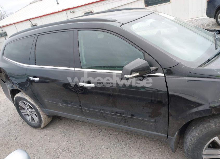 Photo 13 of 2016 Chevrolet Traverse 2LT (VIN 1GNKVHKD0GJ274366)