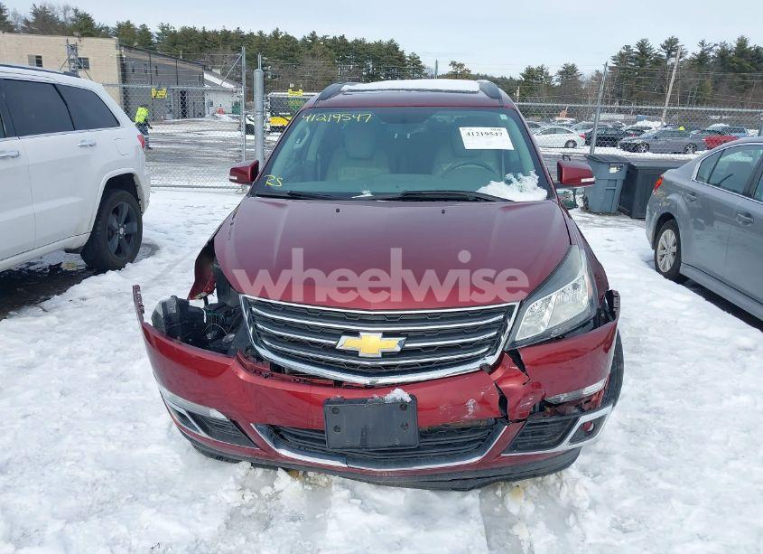Photo 12 of 2017 Chevrolet Traverse 2LT (VIN 1GNKVHKD0HJ177508)