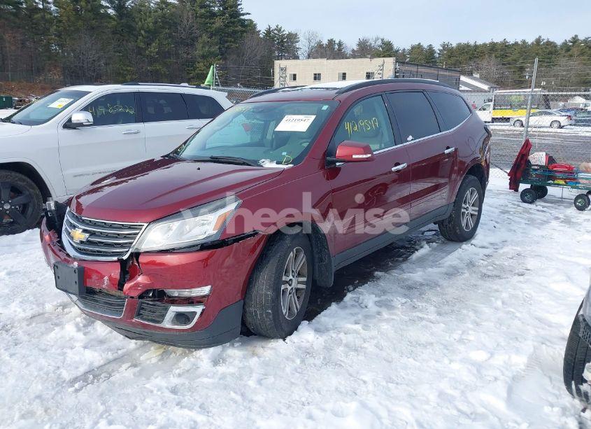 Photo 2 of 2017 Chevrolet Traverse 2LT (VIN 1GNKVHKD0HJ177508)