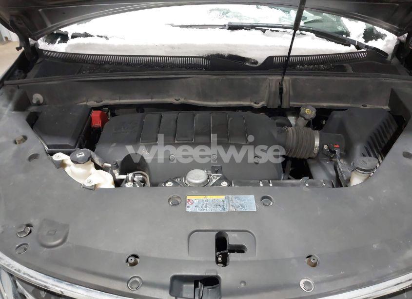 Photo 10 of 2017 Chevrolet Traverse 2LT (VIN 1GNKVHKD0HJ208580)